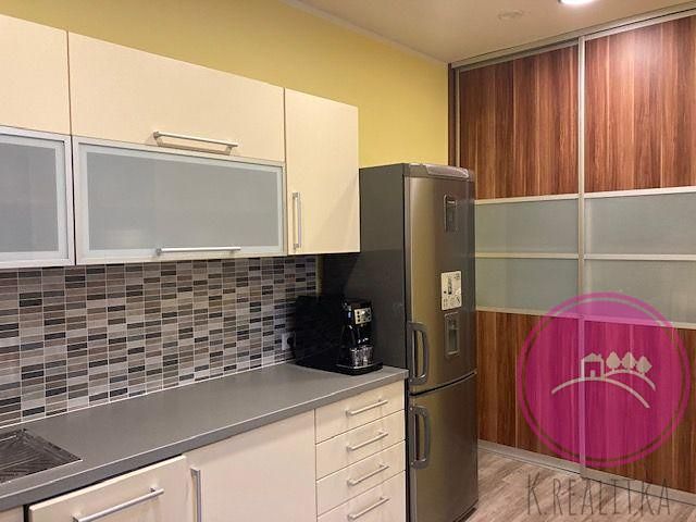 Pronájem bytu 2+kk 86 m² – fotografie 3