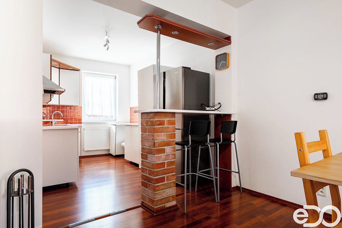 Prodej rodinného domu 111 m², pozemek 159 m² – fotografie 5