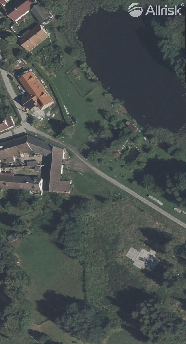 Prodej pozemku 978 m²