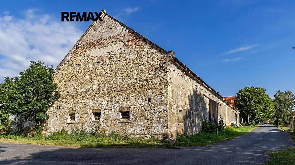 Prodej zemědělského objektu 2500 m² – fotografie 2