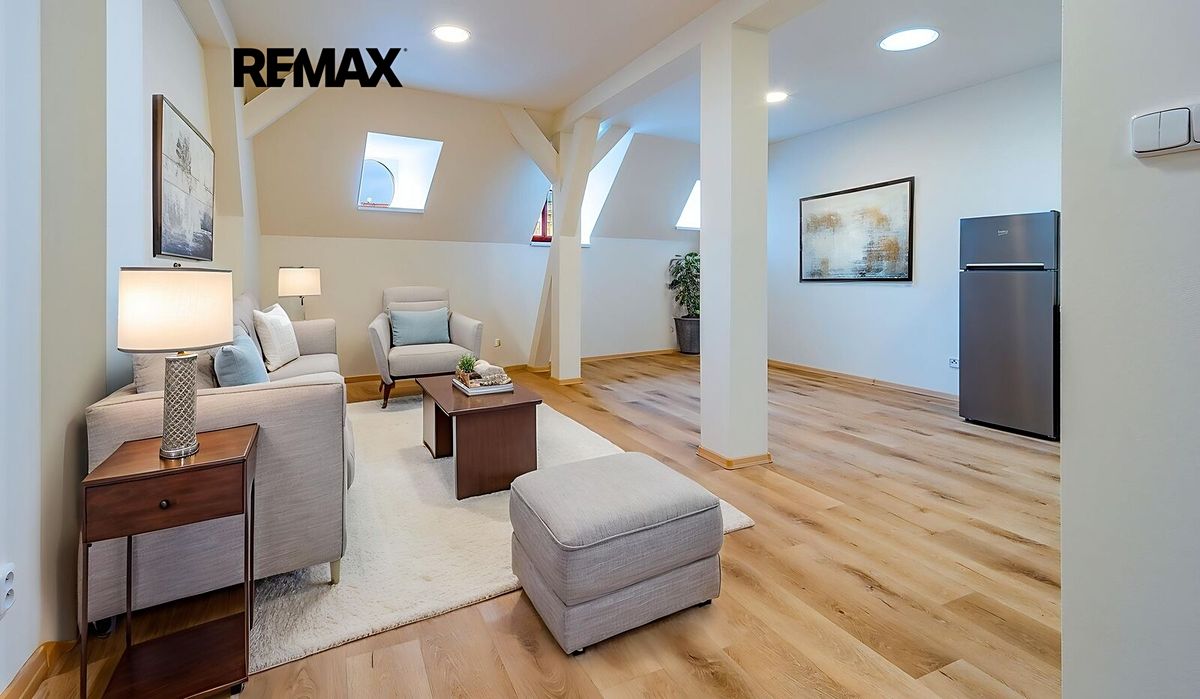 Pronájem bytu 2+kk 63 m² – fotografie 2