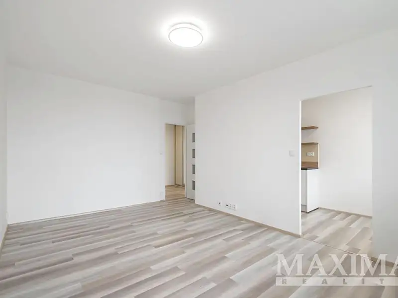 Prodej bytu 3+1 80 m², Praha – náhled fotky 3