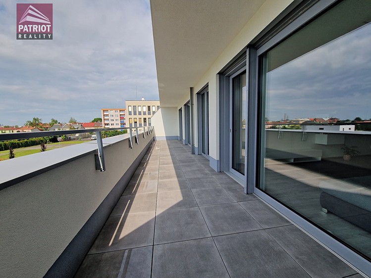 Квартира 4+kk в оренду, 126 м² (10 з 20)