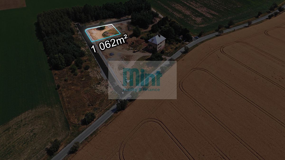 Prodej stavebního pozemku 1062 m² – fotografie 2