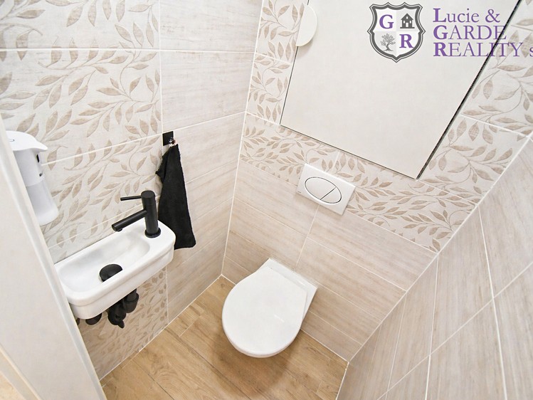 Prodej domu, 160 m² (10 z 33)