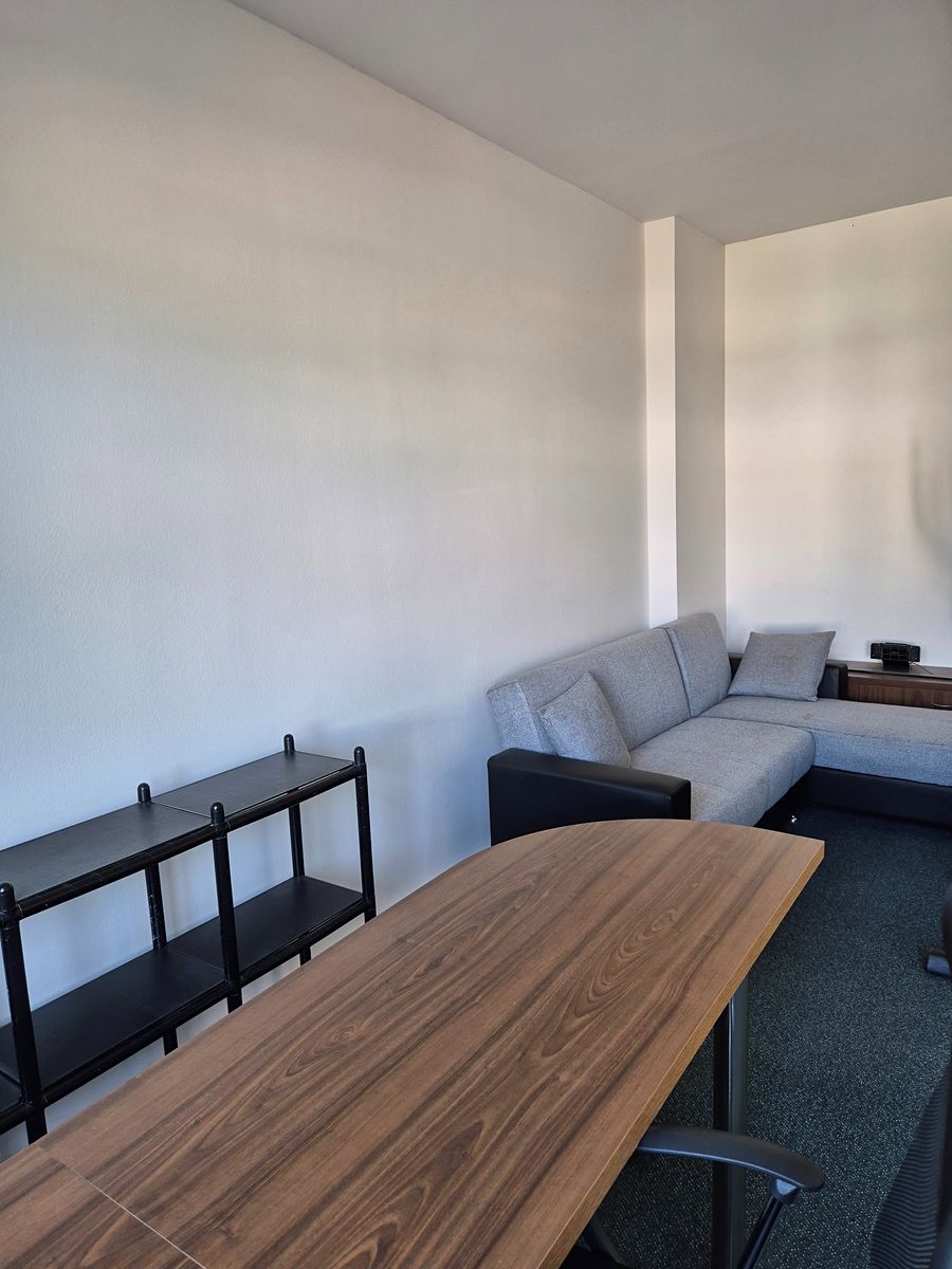 Pronájem kanceláře 36 m² – fotografie 4