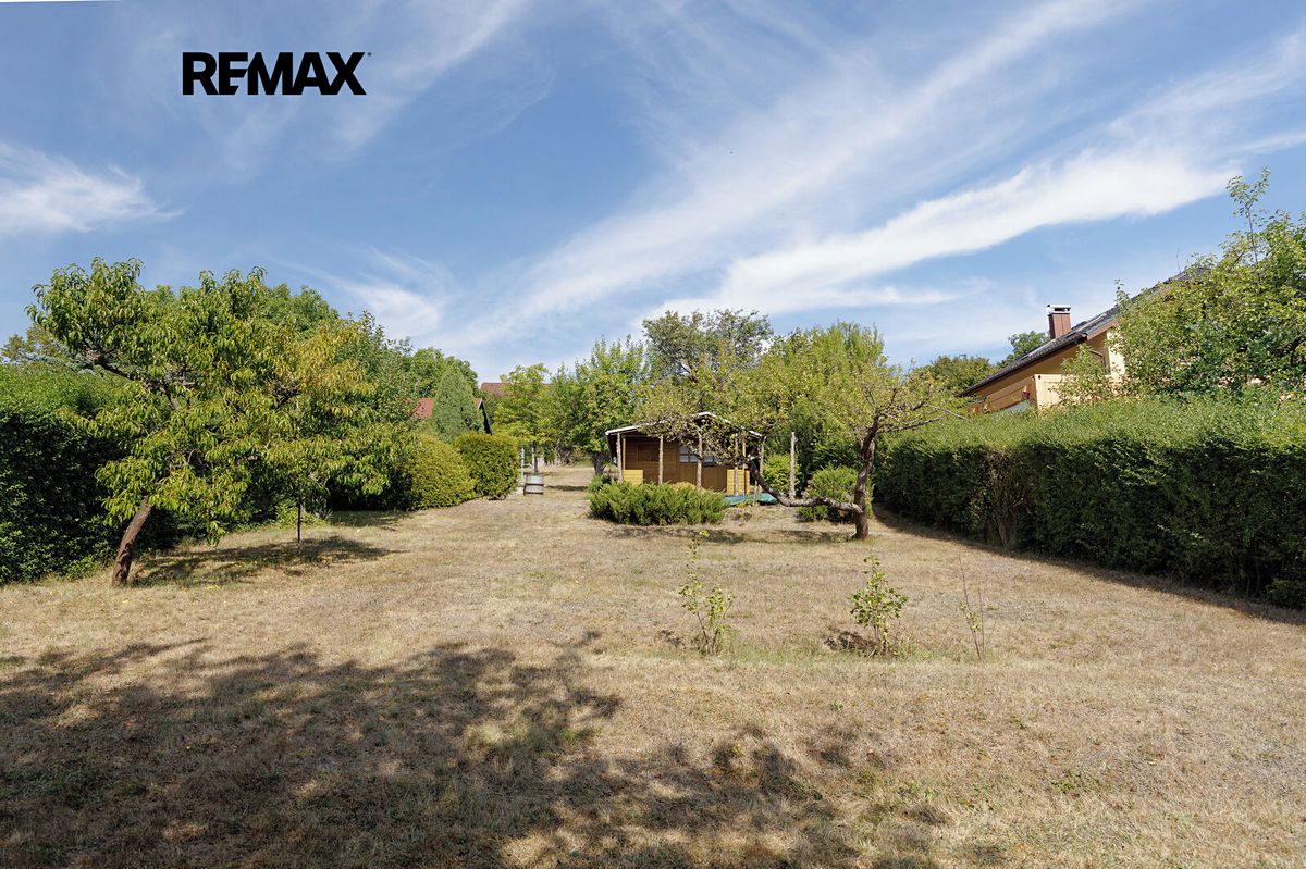 Prodej stavebního pozemku 1263 m² – fotografie 4