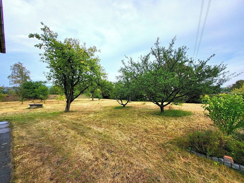 Prodej stavebního pozemku 750 m² – fotografie 3