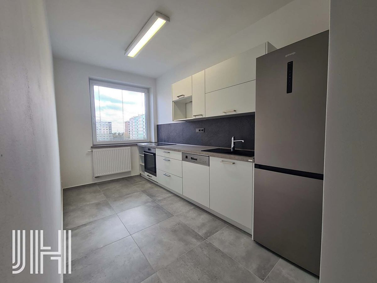 Pronájem bytu 2+1 54 m² – fotografie 2