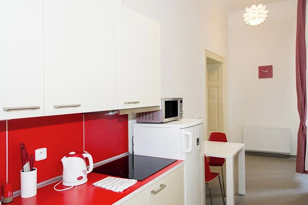 Pronájem bytu 1+1 35 m² – fotografie 3