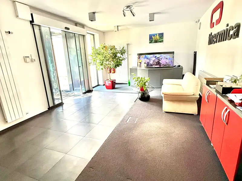 Pronájem kanceláře 440 m², Liberec – náhled fotky 1