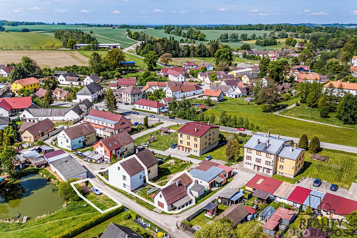Prodej rodinného domu 110 m², pozemek 455 m² – fotografie 2
