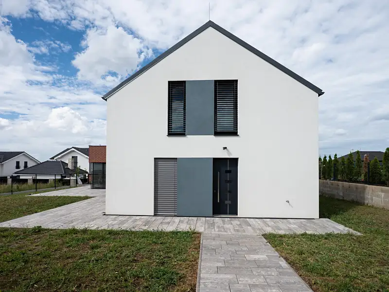 Prodej rodinného domu 209 m², pozemek 854 m², Větrušice – náhled fotky 2