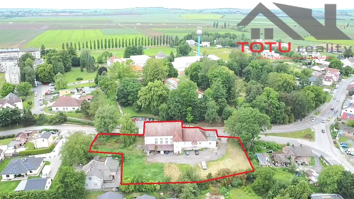 Prodej obchodního prostoru 1100 m²