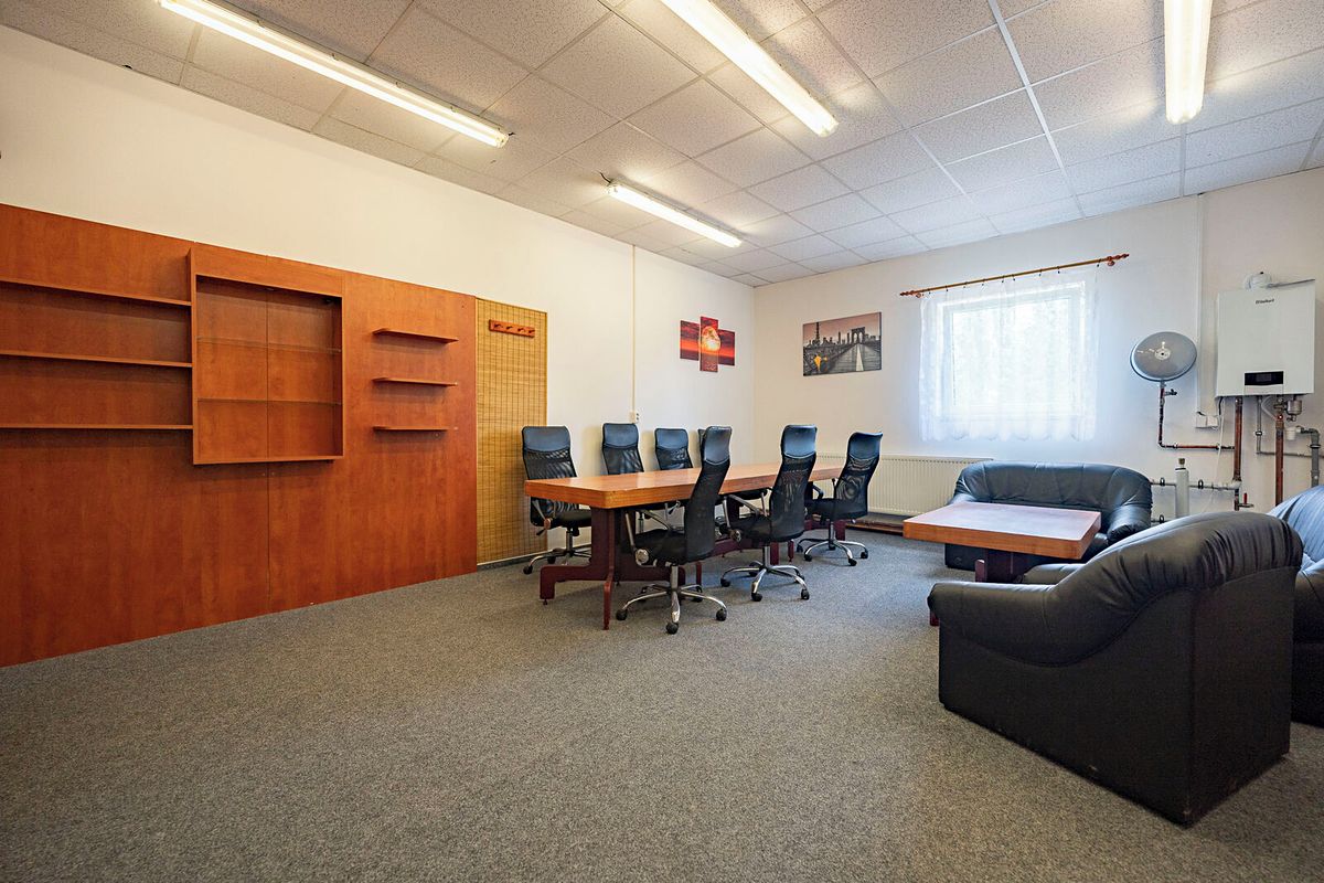Pronájem skladového prostoru 753 m² – fotografie 4