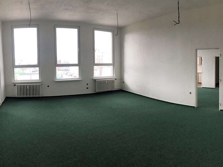 Pronájem komerčního prostoru, 318 m² (3 z 6)