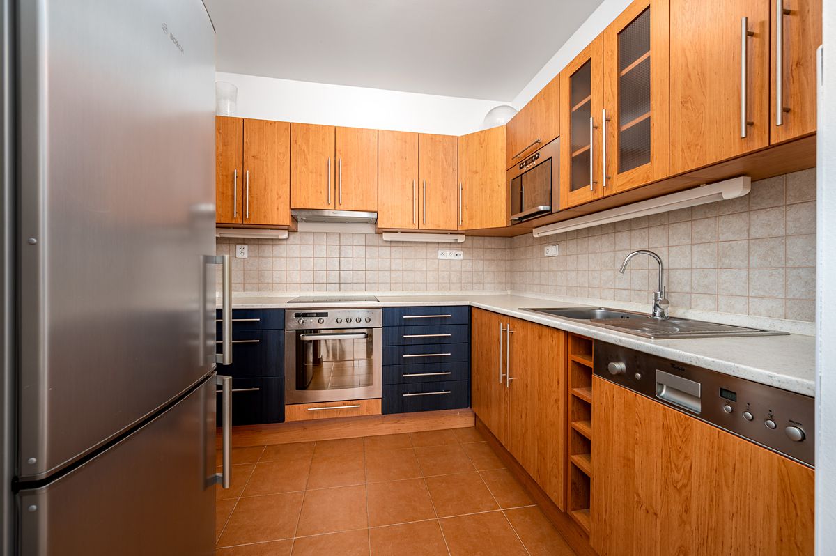 Pronájem bytu 2+kk 67 m² – fotografie 2