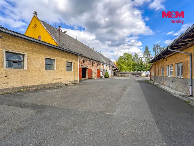 Prodej výrobní haly, prostoru 1564 m², Chodová Planá – náhled fotky 2