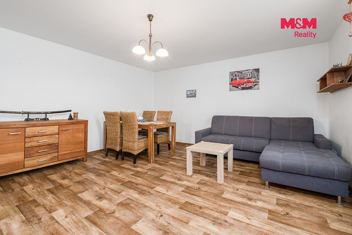 Prodej rodinného domu 149 m², pozemek 877 m² – fotografie 4