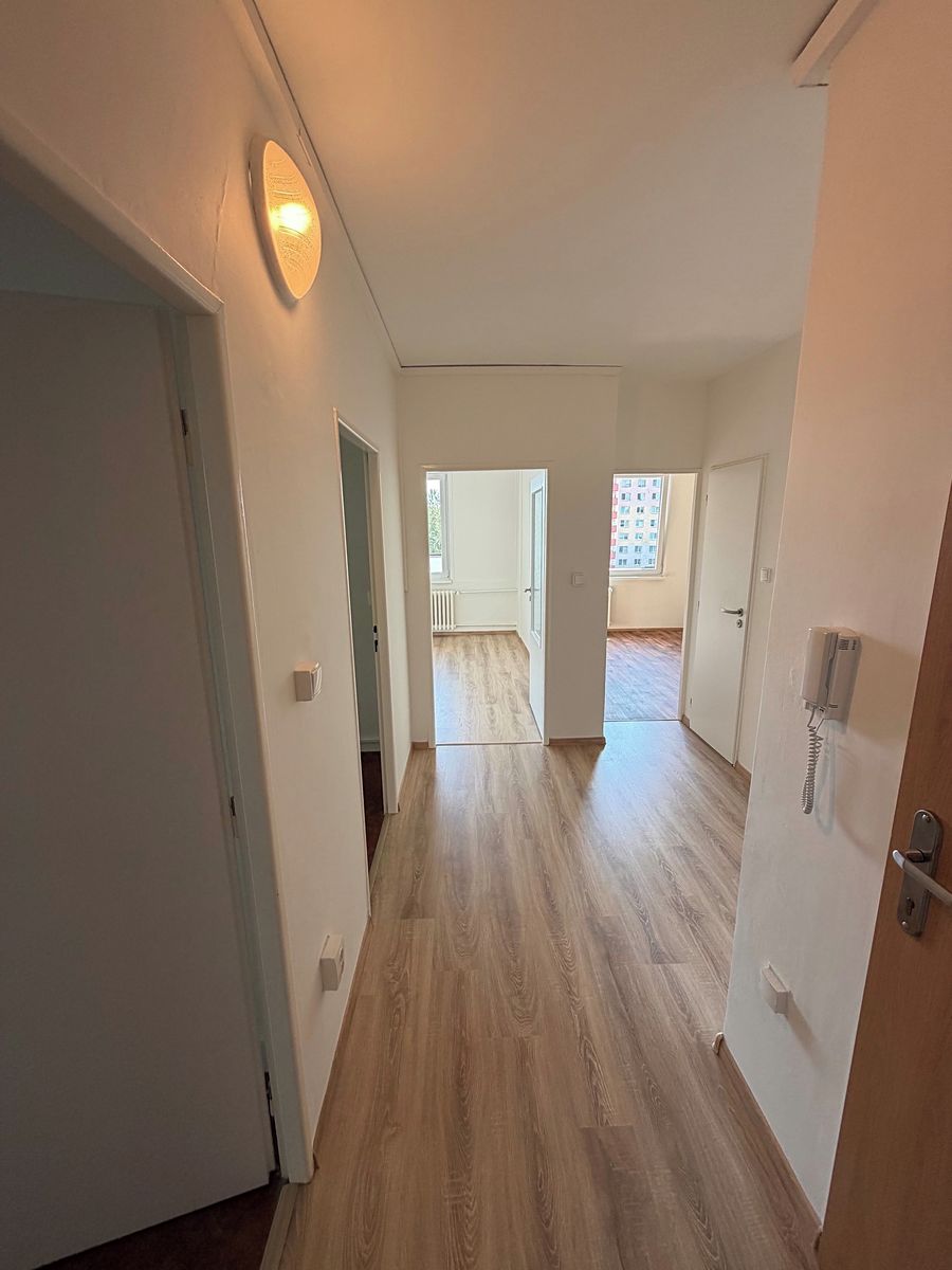Pronájem bytu 3+1 77 m² – fotografie 4