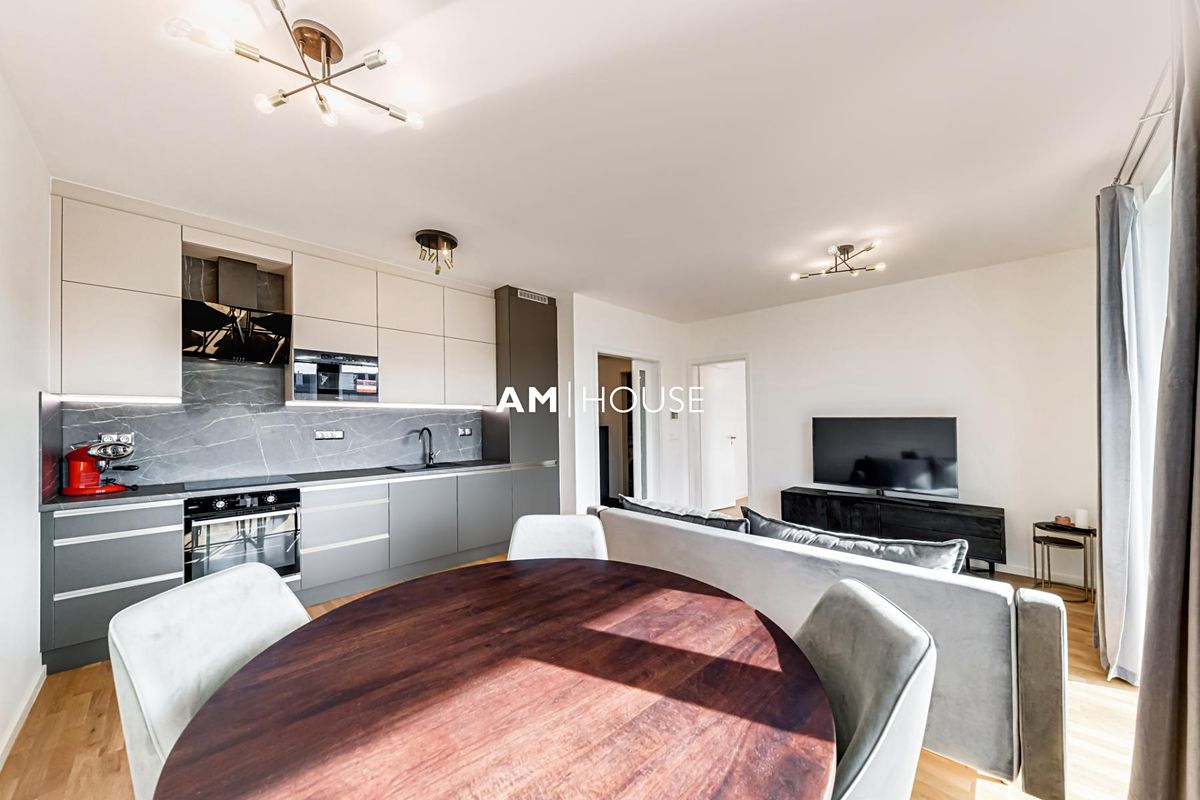 Pronájem bytu 2+kk 60 m² – fotografie 2