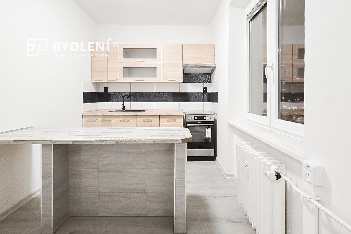 Pronájem bytu 2+1 54 m² – fotografie 3