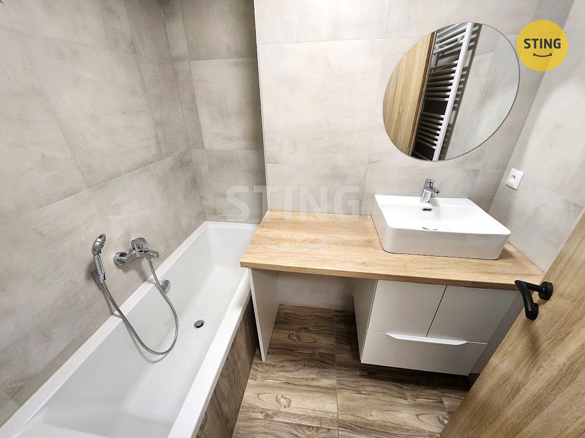 Pronájem bytu 2+1 66 m² – fotografie 2