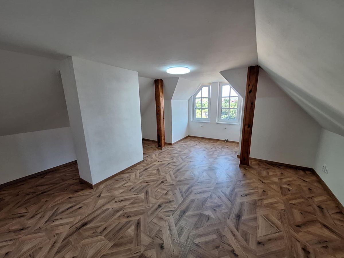 Pronájem bytu 2+1 74 m² – fotografie 4