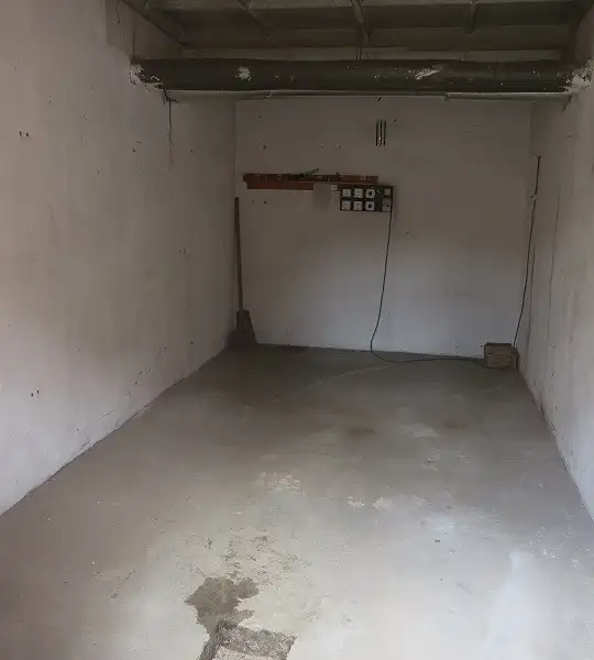 Pronájem garáže 20 m², Český Krumlov – náhled fotky 2