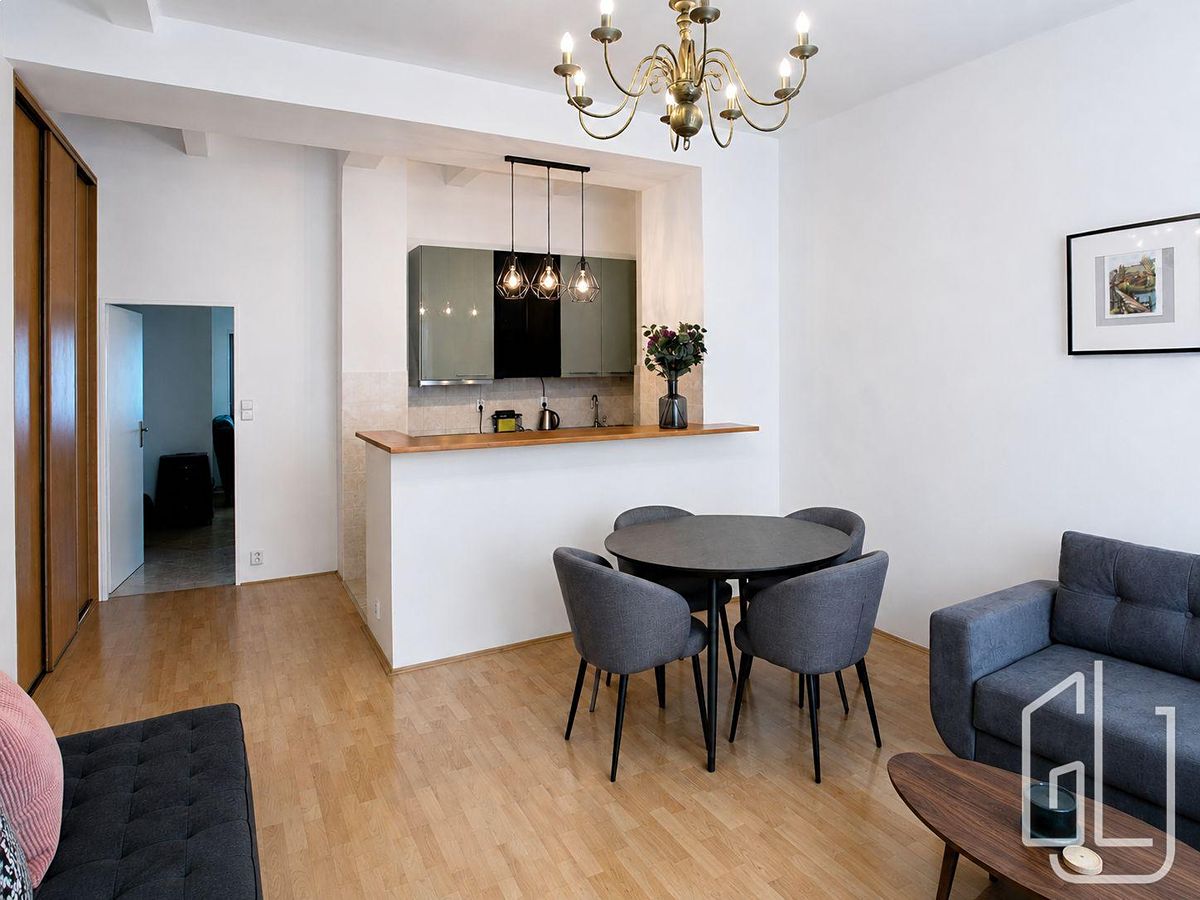 Pronájem bytu 2+kk 68 m²