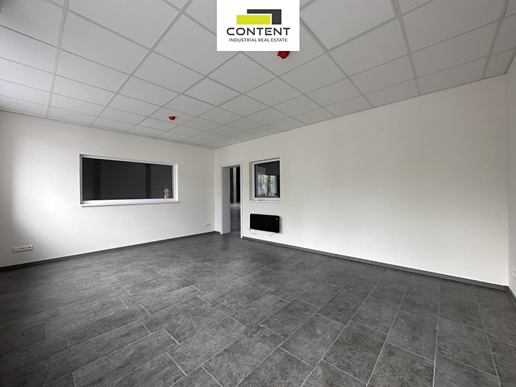 Pronájem komerčního prostoru, 1 300 m² (13 z 17)