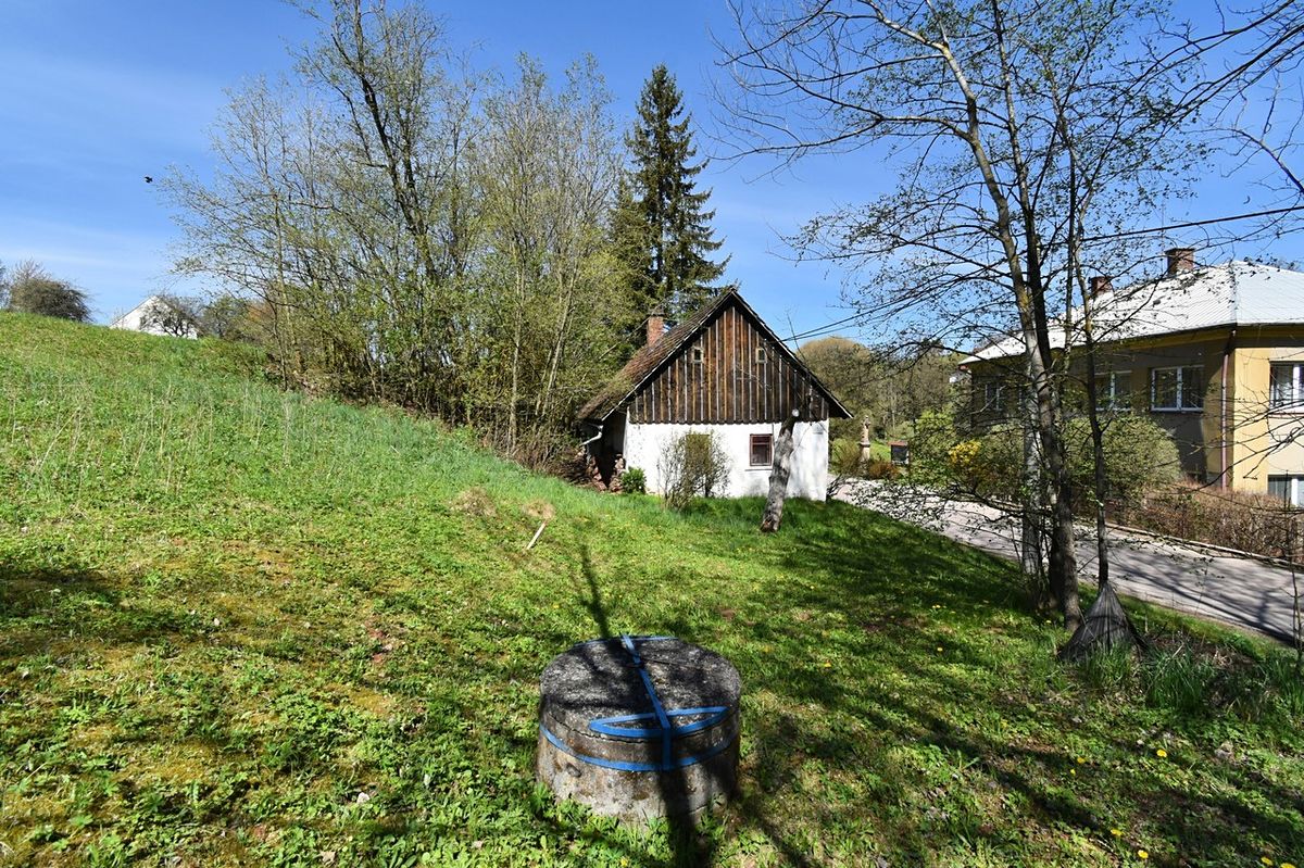 Prodej stavebního pozemku 644 m²