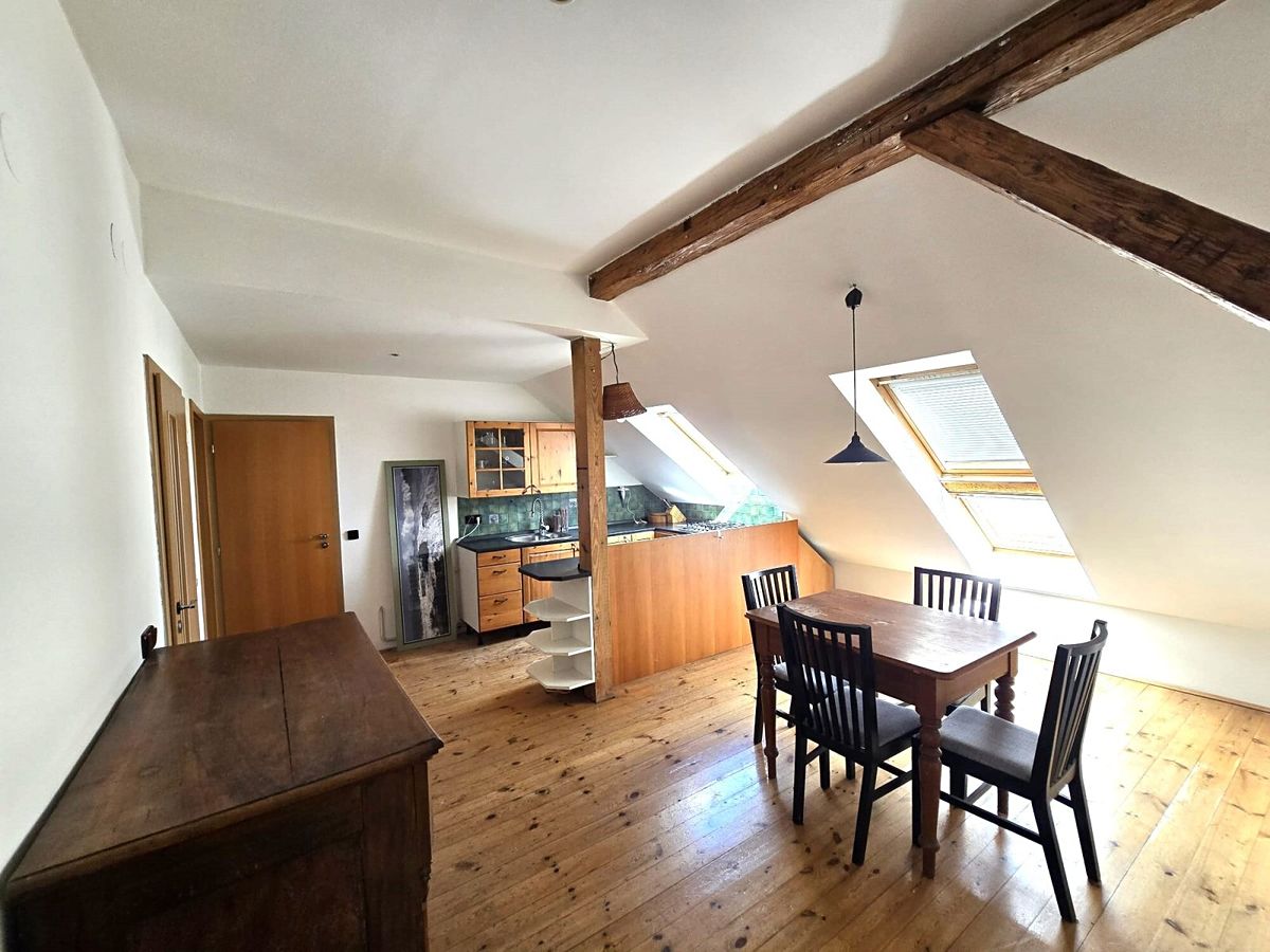 Pronájem bytu 3+kk 90 m² – fotografie 2