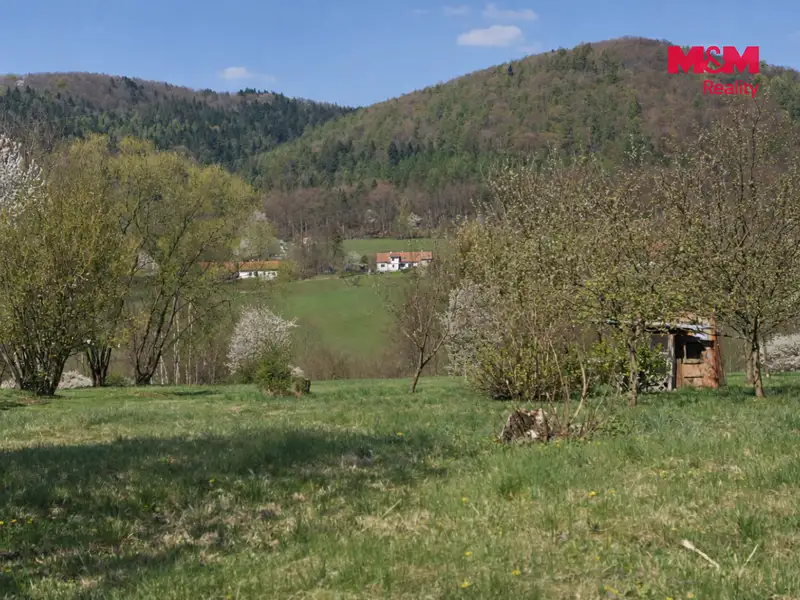 Prodej stavebního pozemku 993 m², Kozlovice – náhled fotky 3