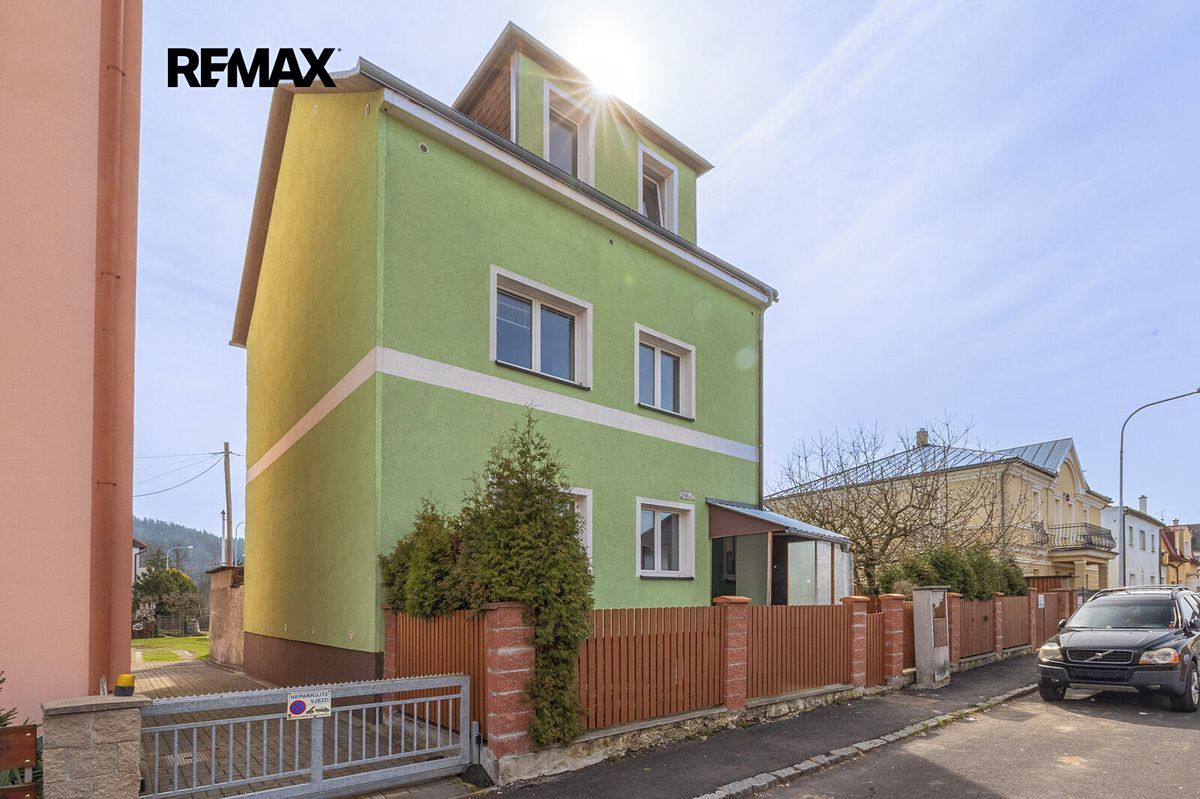 Prodej rodinného domu 184 m², pozemek 369 m²