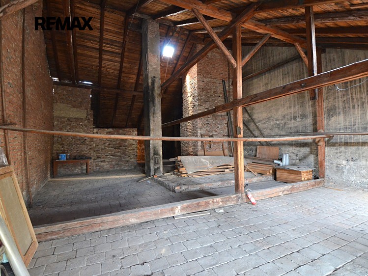 Комерційне приміщення на продаж, 307 м² (76 з 82)