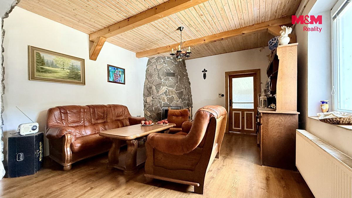 Prodej rodinného domu 81 m², pozemek 645 m² – fotografie 3