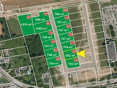 Prodej stavebního pozemku 692 m²