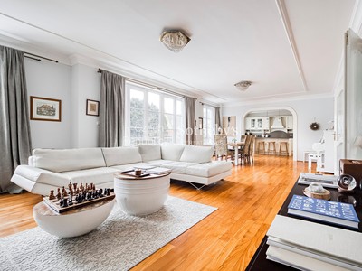 Pronájem  rodinného domu 350 m², pozemek 700 m²