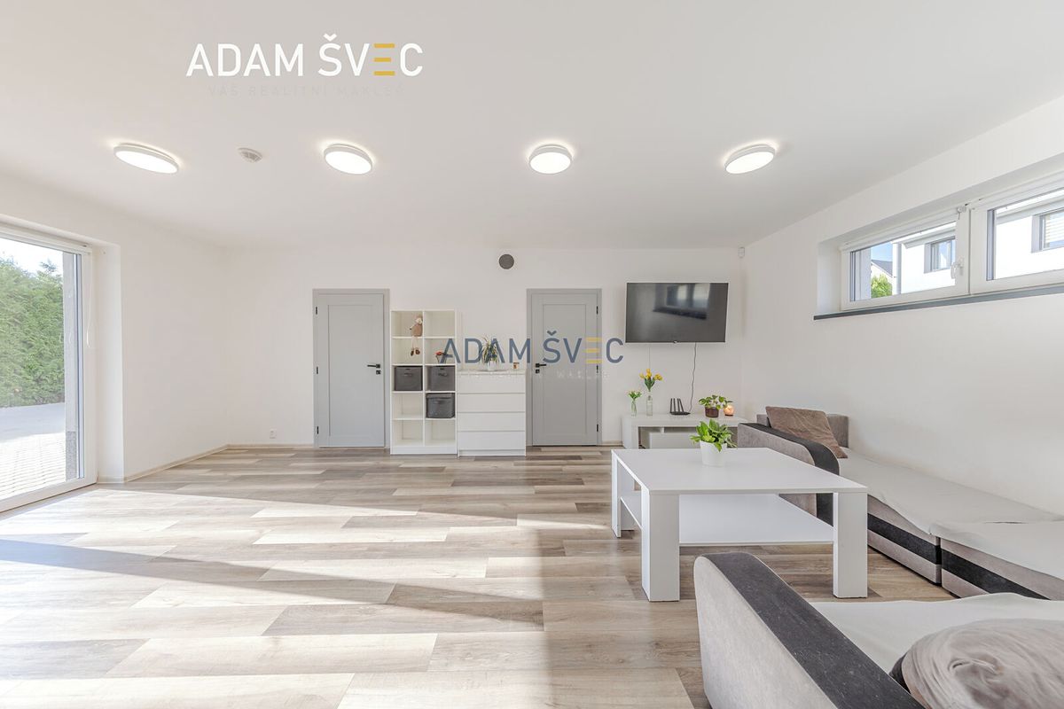 Pronájem bytu 3+kk 76 m²