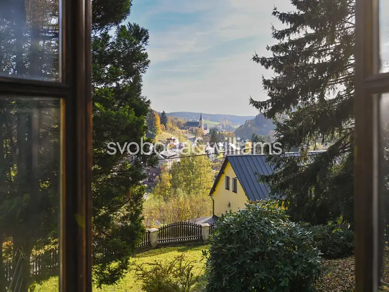Prodej rodinného domu 238 m², pozemek 6337 m², Janov nad Nisou – náhled fotky 2