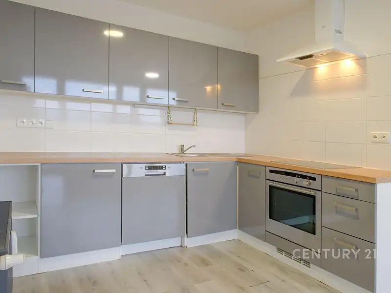 Pronájem bytu 3+kk 68 m², Most – náhled fotky 2