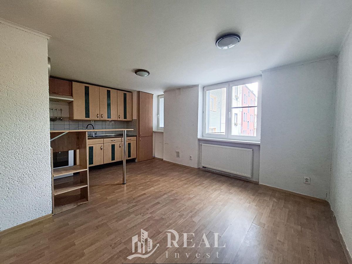 Pronájem bytu 3+kk 65 m²