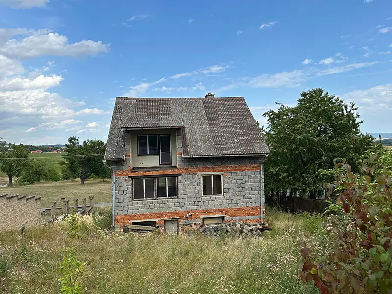 Prodej rodinného domu 257 m², pozemek 711 m², Bezuchov – náhled fotky 3