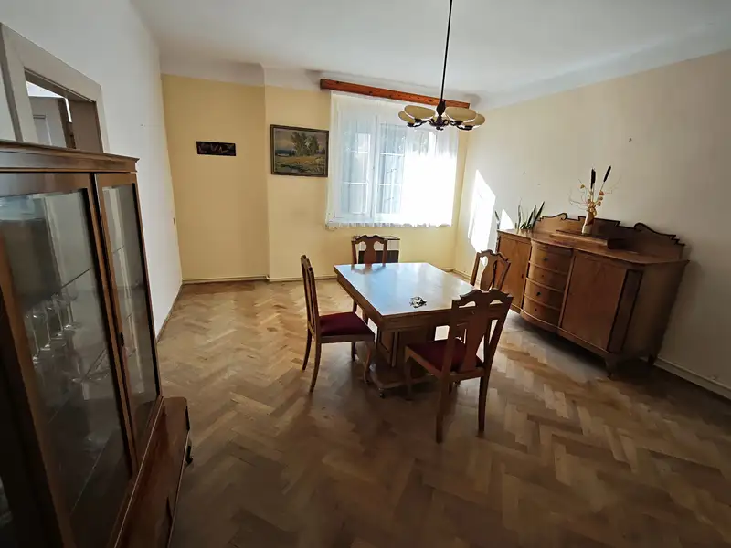 Prodej bytu 3+1 97 m², Praha – náhled fotky 2