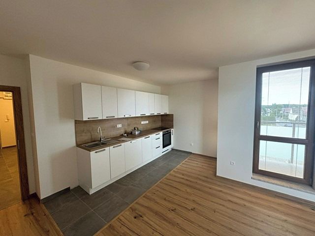 Pronájem bytu 2+kk 52 m² – fotografie 5