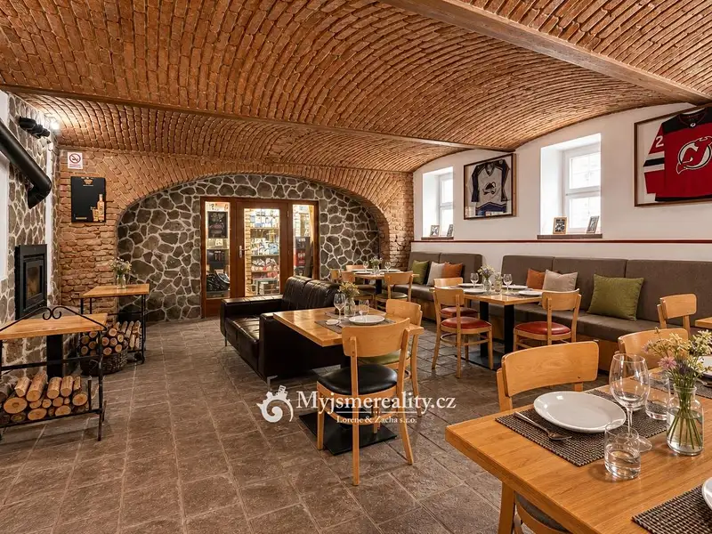Prodej obchodního prostoru 95 m², Znojmo – náhled fotky 2