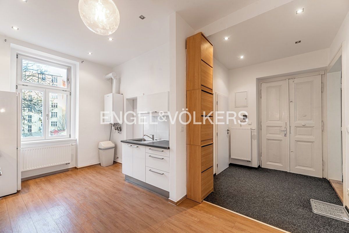 Pronájem bytu 2+1 63 m² – fotografie 4