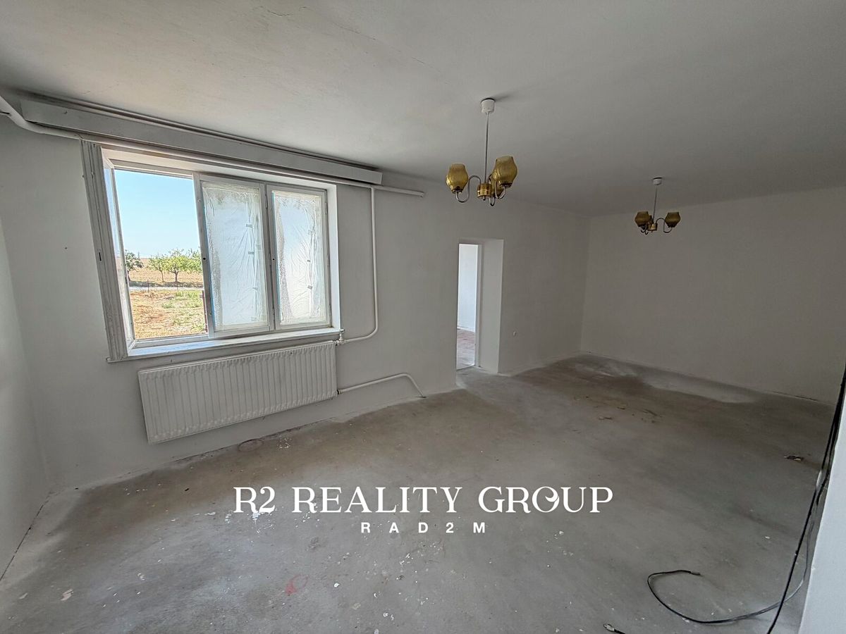 Prodej rodinného domu 110 m², pozemek 920 m² – fotografie 3