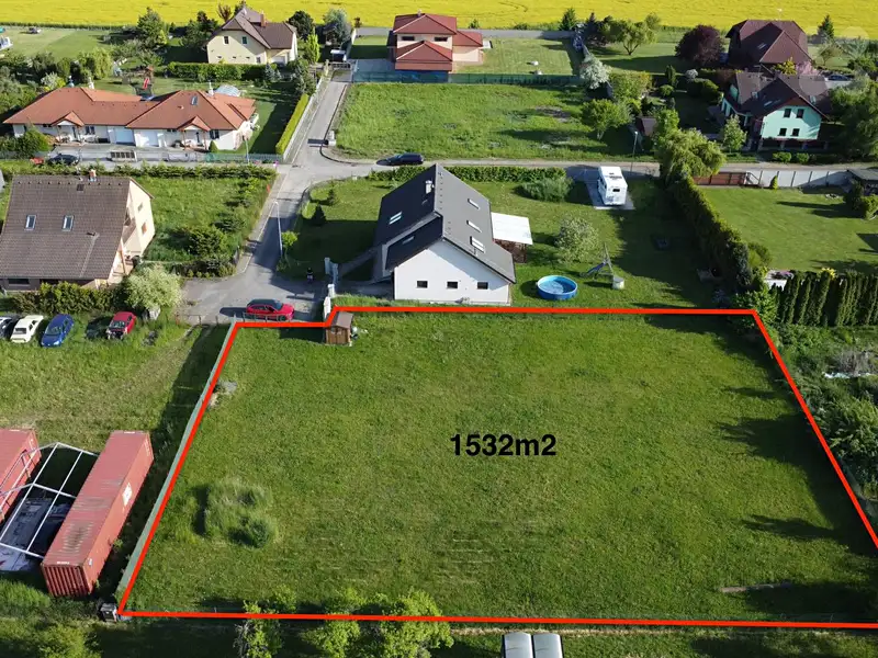 Prodej stavebního pozemku 1532 m², Nučice – náhled fotky 1